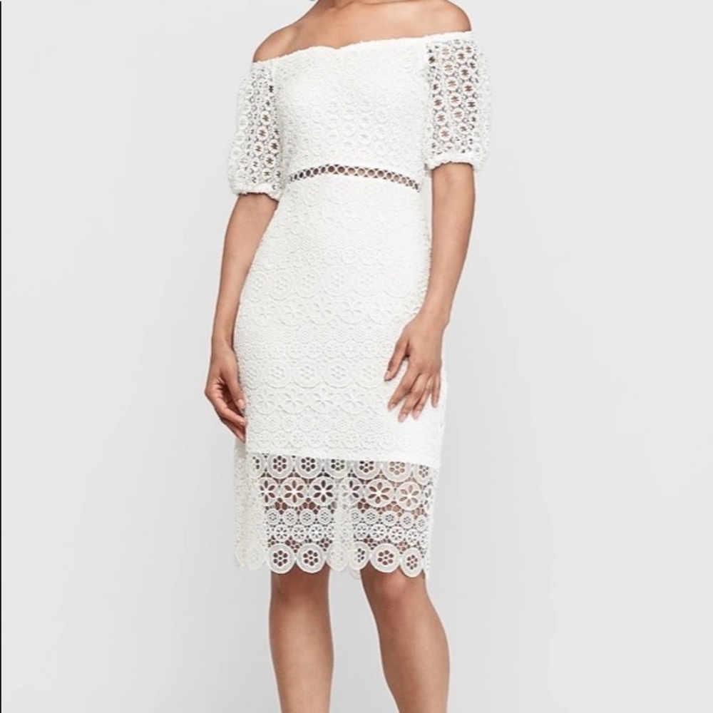 🎉HP🎉 EXPRESS Off the Shoulder Crochet Lace Midi Dress